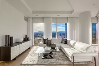 Photo #1: 2629912 Listing 