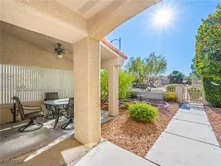 Photo #6: 2629916 Listing