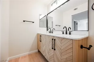 Photo #2: 2629919 Listing 