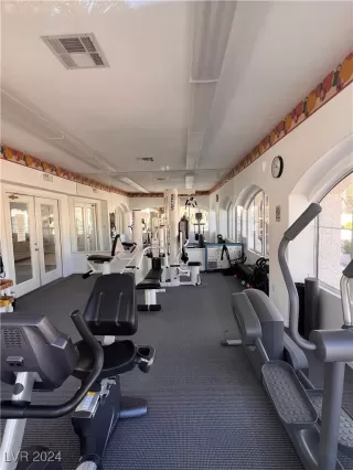 Photo #4: 2629952 Listing 