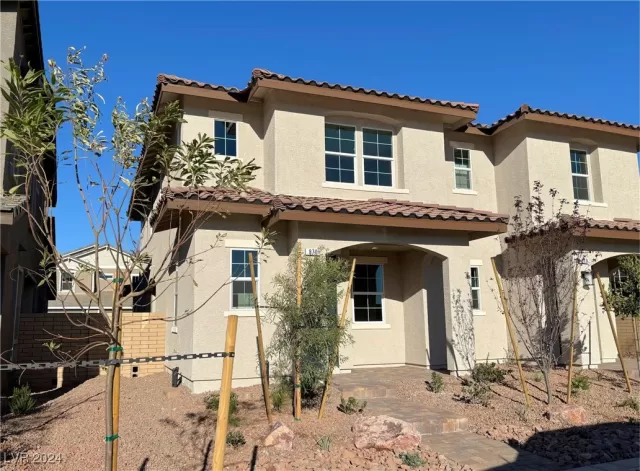 MLS: 2629976 Condo For Sale