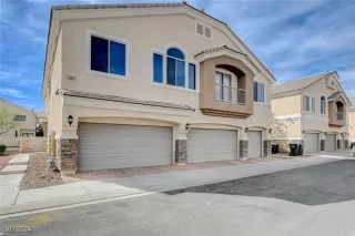 Photo #1: 2629977 Listing