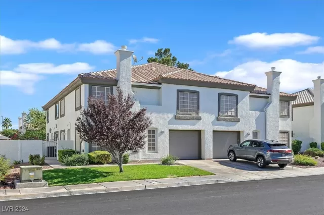 MLS: 2629978 Condo For Sale