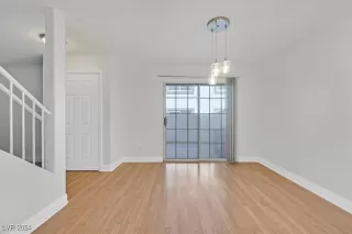 Photo #4: 2629978 Listing 