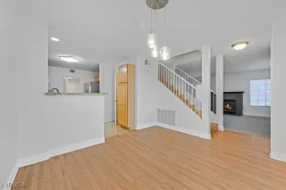 Photo #5: 2629978 Listing 