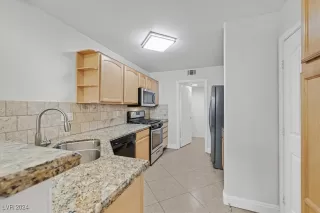 Photo #6: 2629978 Listing 