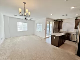 Photo #5: 2629989 Listing 