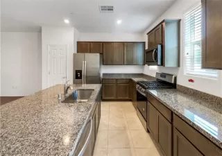 Photo #4: 2630032 Listing 