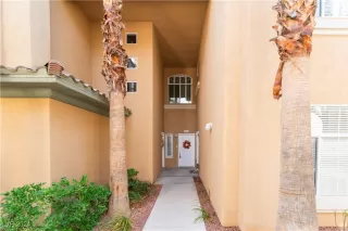 Photo #1: 2630044 Listing