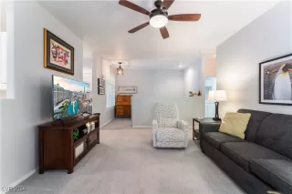 Photo #4: 2630044 Listing