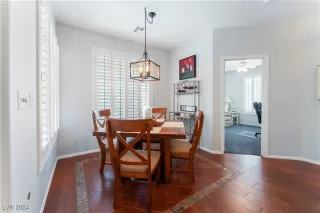 Photo #6: 2630044 Listing