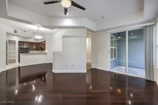 Photo #3: 2630049 Listing