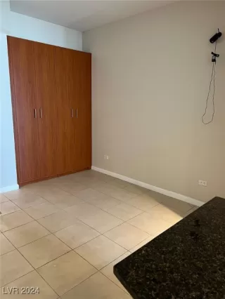 Photo #4: 2630054 Listing 