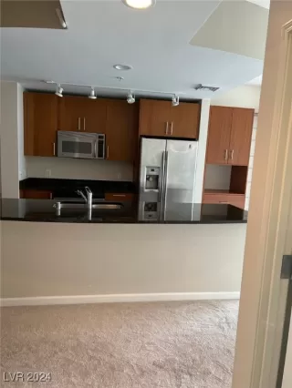 Photo #5: 2630054 Listing 