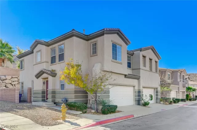 MLS: 2630062 Condo For Sale