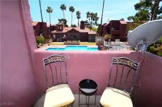 Photo #1: 2630079 Listing 