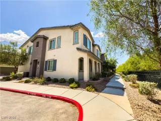 Photo #1: 2630087 Listing