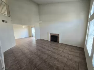 Photo #3: 2630118 Listing 