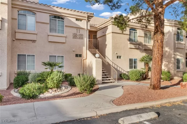 MLS: 2630137 Condo For Sale