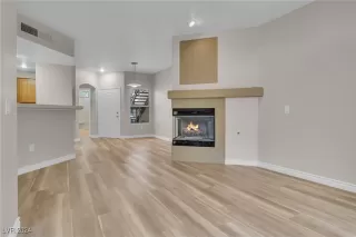 Photo #5: 2630137 Listing 