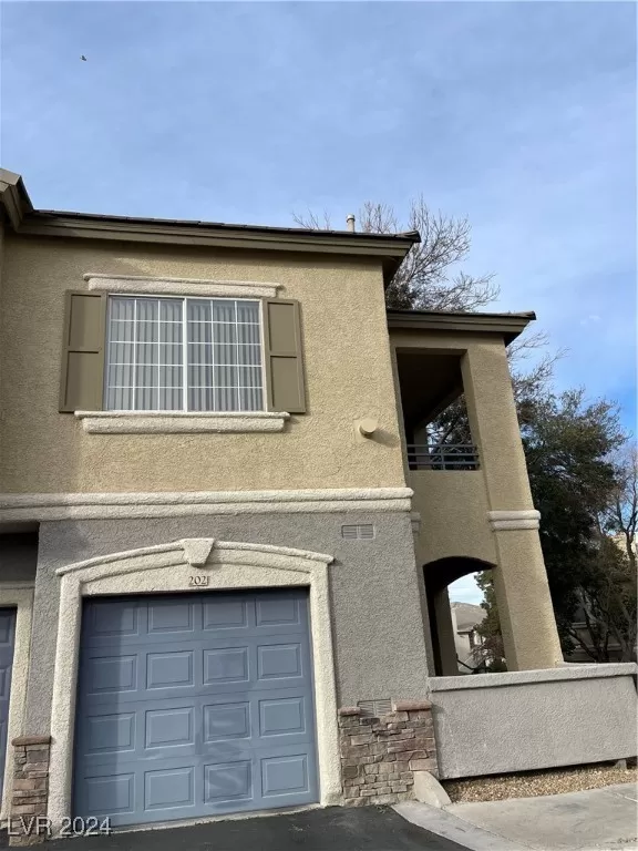 MLS: 2630167 Condo For Sale