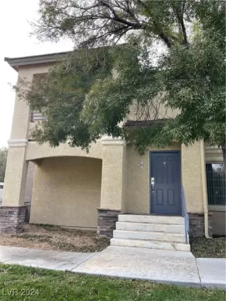 Photo #3: 2630167 Listing