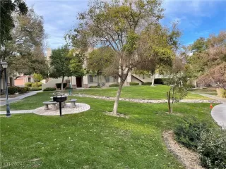 Photo #5: 2630167 Listing