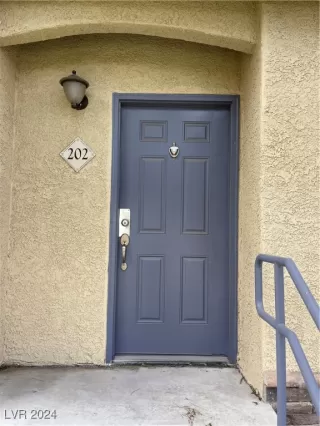 Photo #6: 2630167 Listing