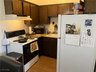 Photo #5: 2630213 Listing