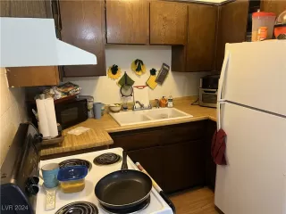 Photo #6: 2630213 Listing