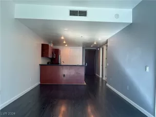 Photo #2: 2630235 Listing 
