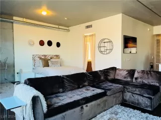 Photo #5: 2630244 Listing 