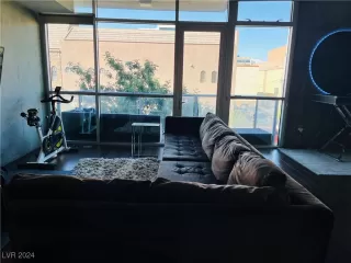 Photo #6: 2630244 Listing 