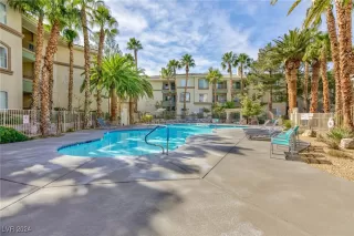 Photo #1: 2630277 Listing 