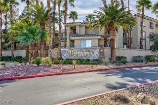 Photo #2: 2630277 Listing 