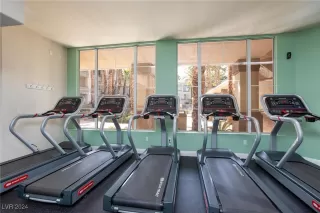 Photo #6: 2630277 Listing 