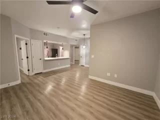 Photo #4: 2630284 Listing 