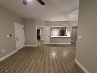 Photo #5: 2630284 Listing 