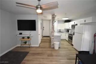 Photo #3: 2630292 Listing 