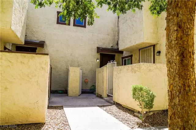 MLS: 2630297 Condo For Sale