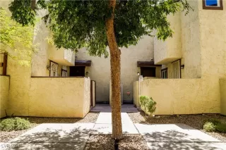 Photo #1: 2630297 Listing 