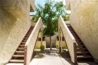 Photo #2: 2630297 Listing 