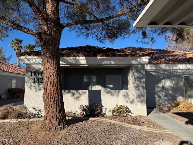 MLS: 2630324 Condo For Sale