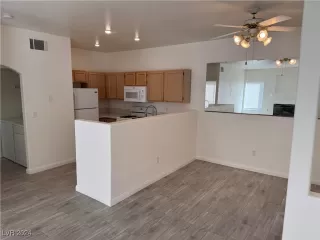 Photo #1: 2630324 Listing 