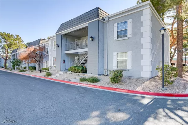 MLS: 2630335 Condo For Sale