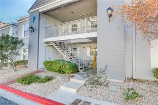 Photo #1: 2630335 Listing 