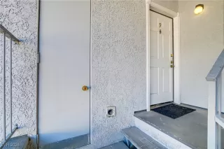 Photo #3: 2630335 Listing 