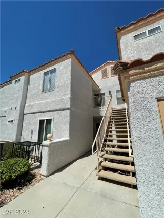 Photo #4: 2630394 Listing 