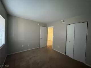 Photo #6: 2630400 Listing 