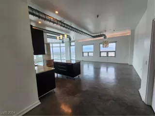 Photo #5: 2630415 Listing 